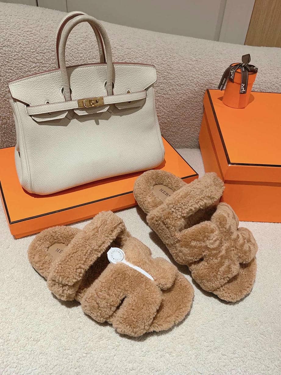 Hermès fur slippers-15